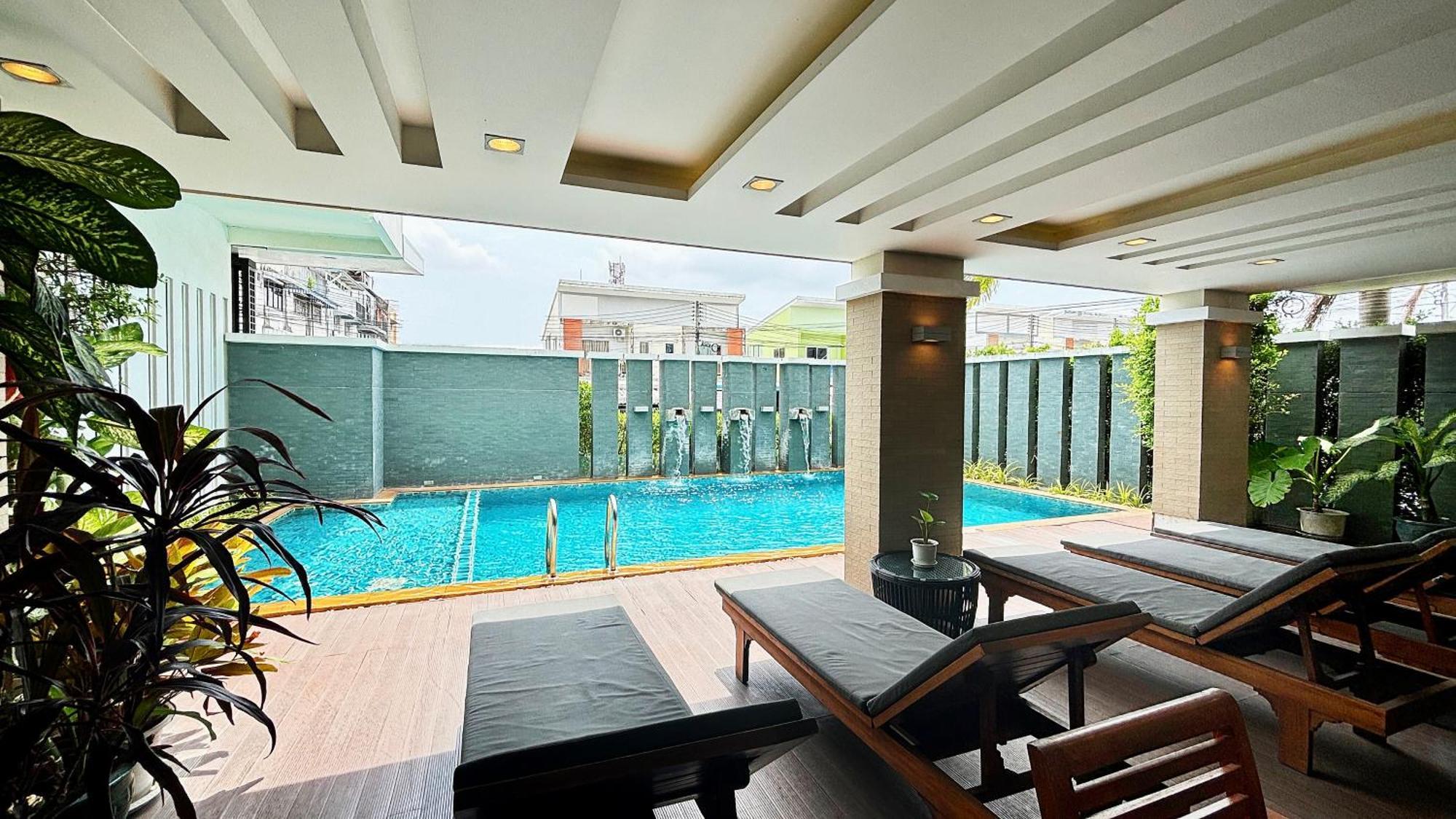 Ratana Hotel Rassada, Phuket Town- Sha Extra Plus Exteriér fotografie